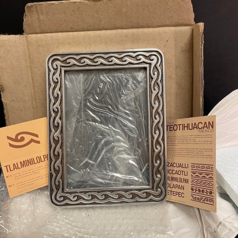 Vintage Teotihuacan Tlalminilolpan Mexican Pewter Frame NOS Original Box
